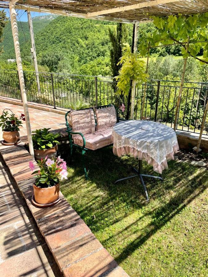 B&B Il Poggetto Serra SantʼAbbondio Exteriér fotografie