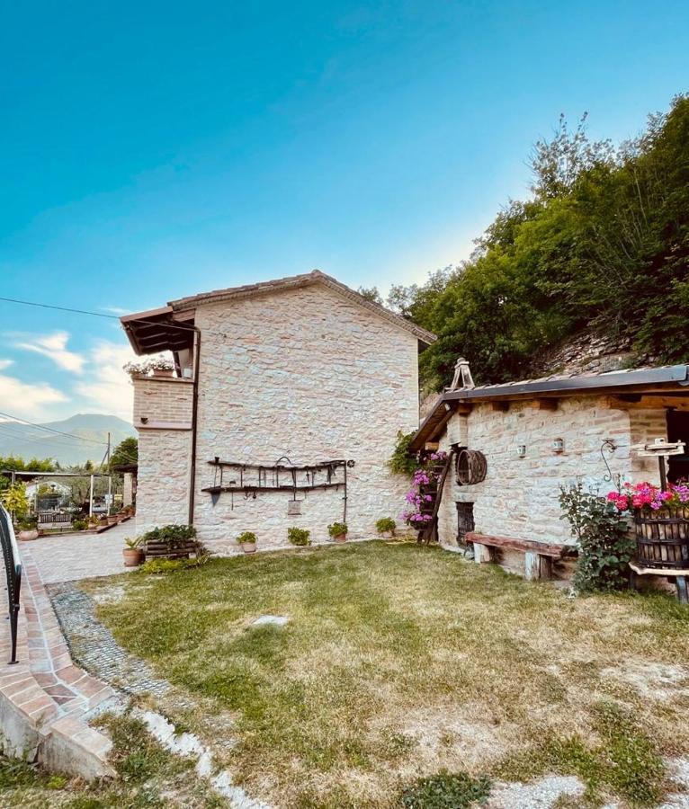 B&B Il Poggetto Serra SantʼAbbondio Exteriér fotografie